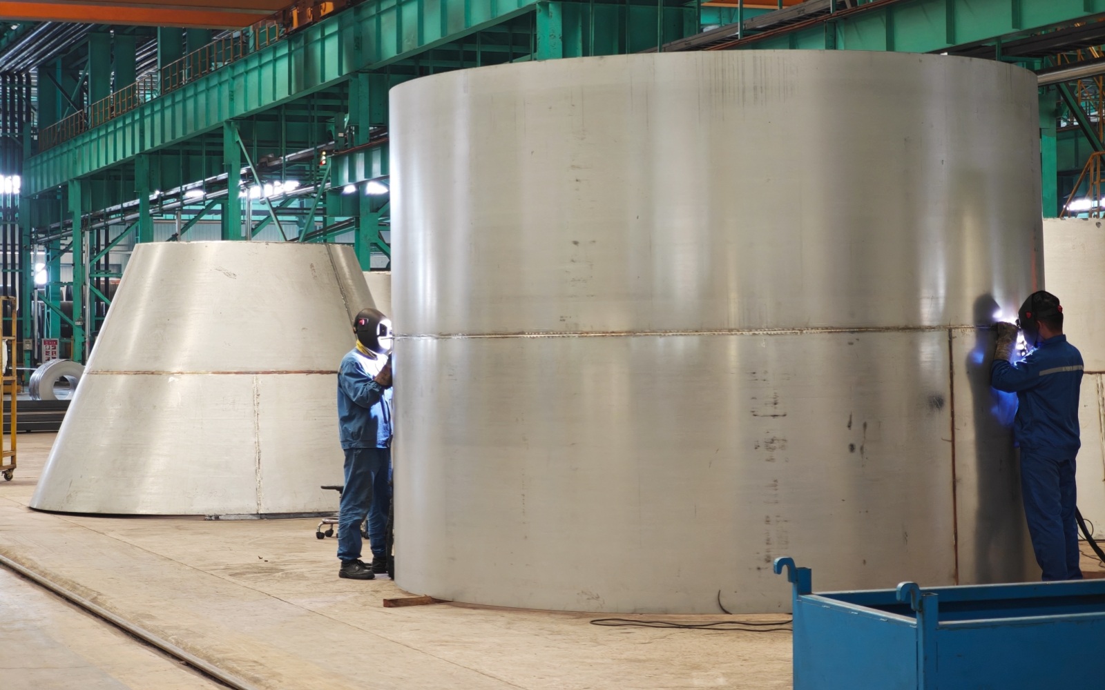 儲罐容器_壓力容器_低溫儲罐_菏澤花王壓力容器